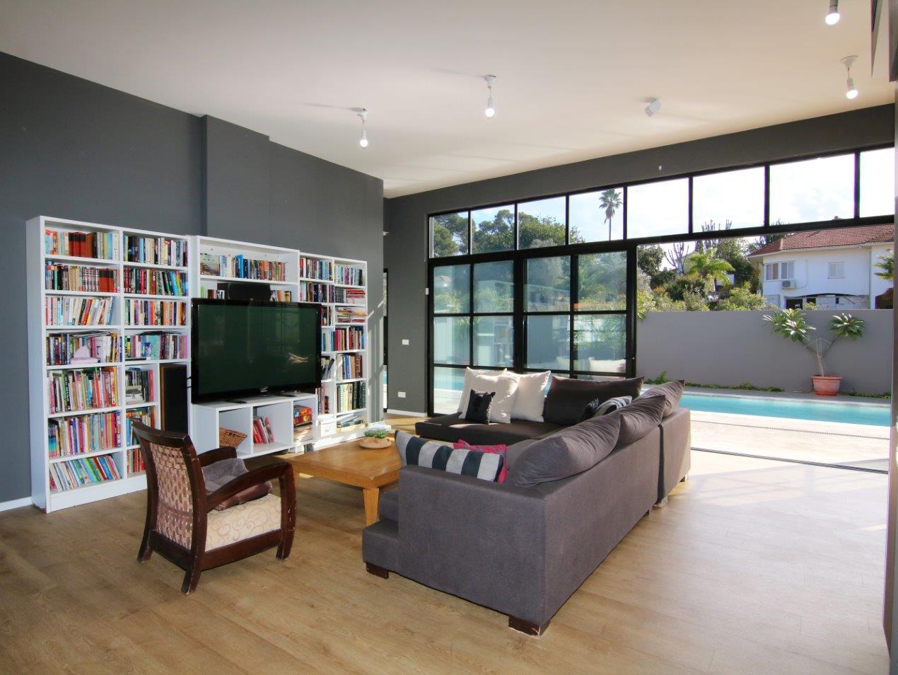 House in Pardes Hanna